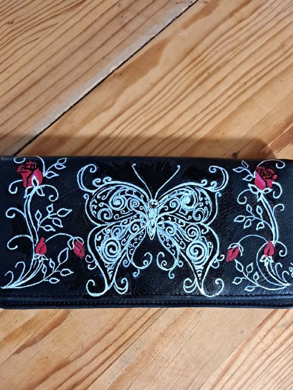 Hand Painted Black Leather Wallet White Filigree Butterfly with Red Roses - Picture 3 of 9